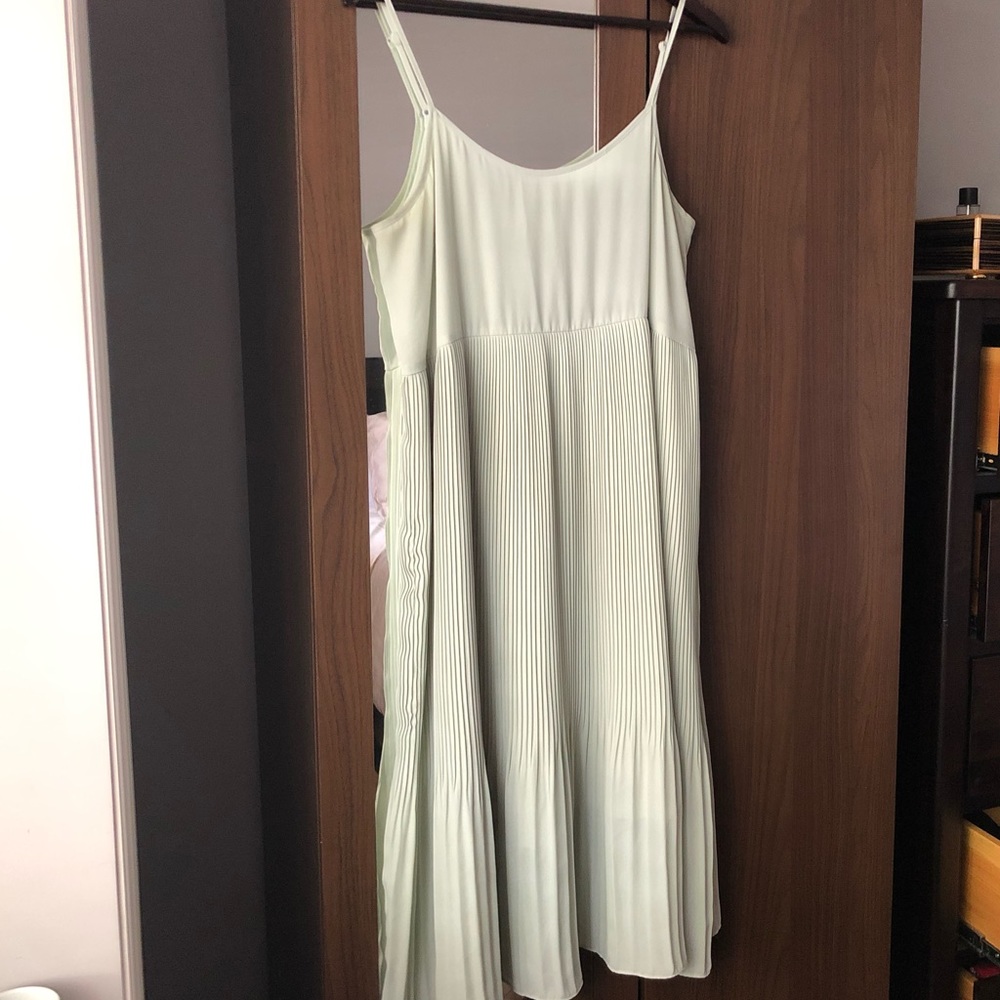 COPY - OAK+FORT pale green pleated midi dress
